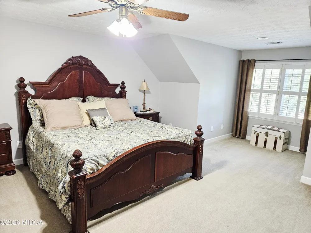 200 Gates Road Lizella, GA 31052