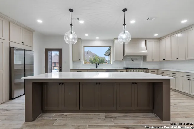 10024 lancaster Iola, TX 77861