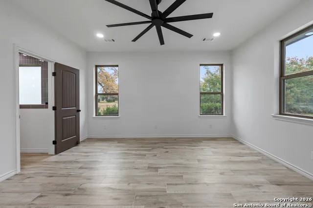 10024 lancaster Iola, TX 77861