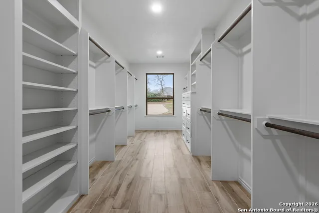 10024 lancaster Iola, TX 77861