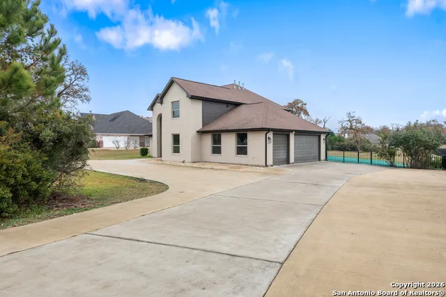 10024 lancaster Iola, TX 77861