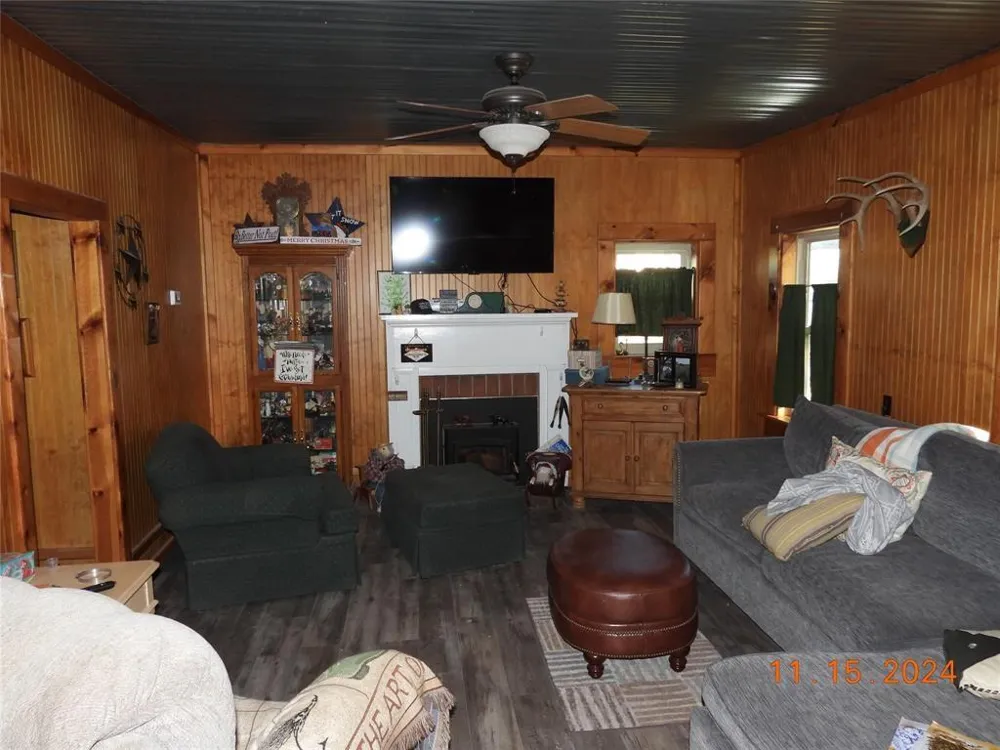 7202 Us Highway 84 Coleman, TX 76834