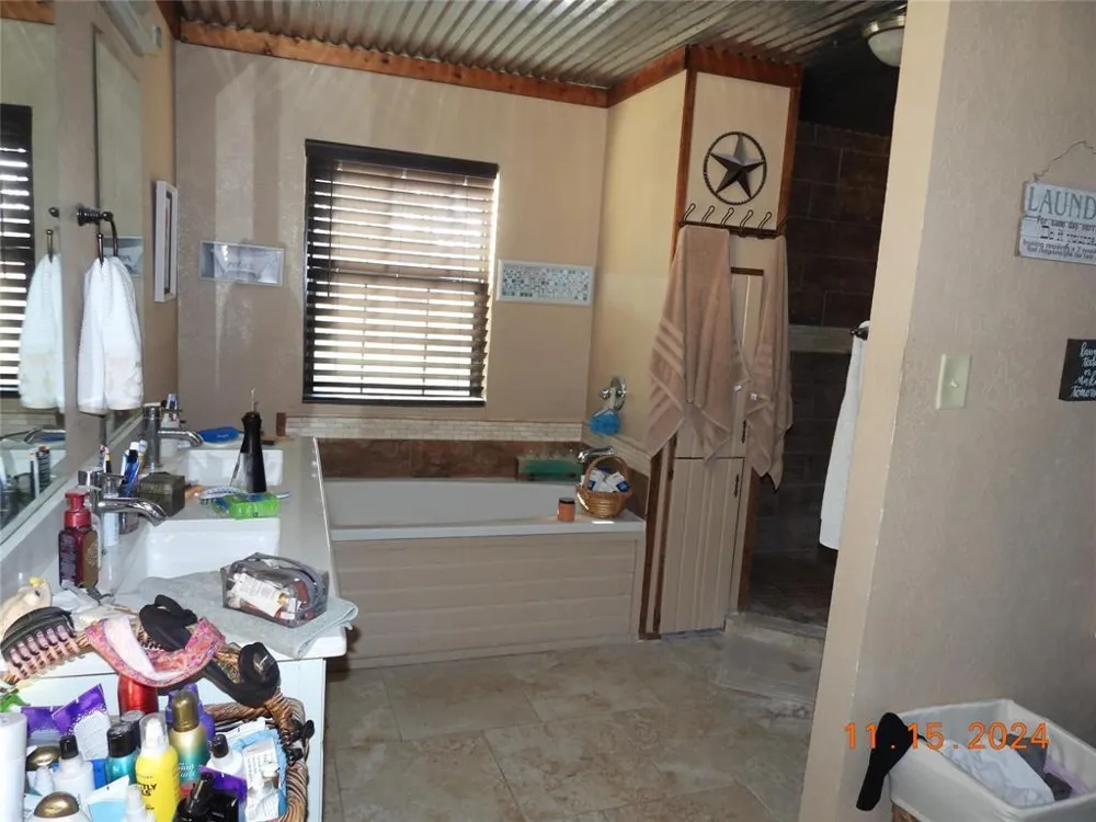7202 Us Highway 84 Coleman, TX 76834