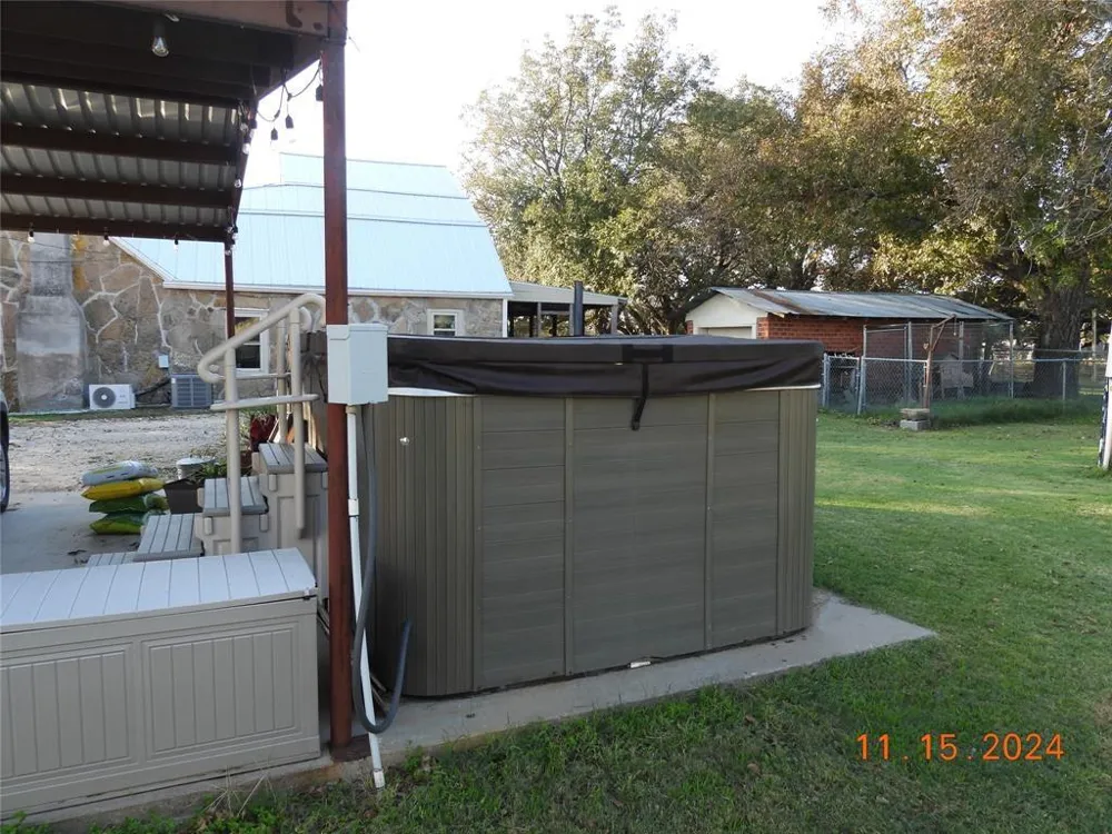 7202 Us Highway 84 Coleman, TX 76834