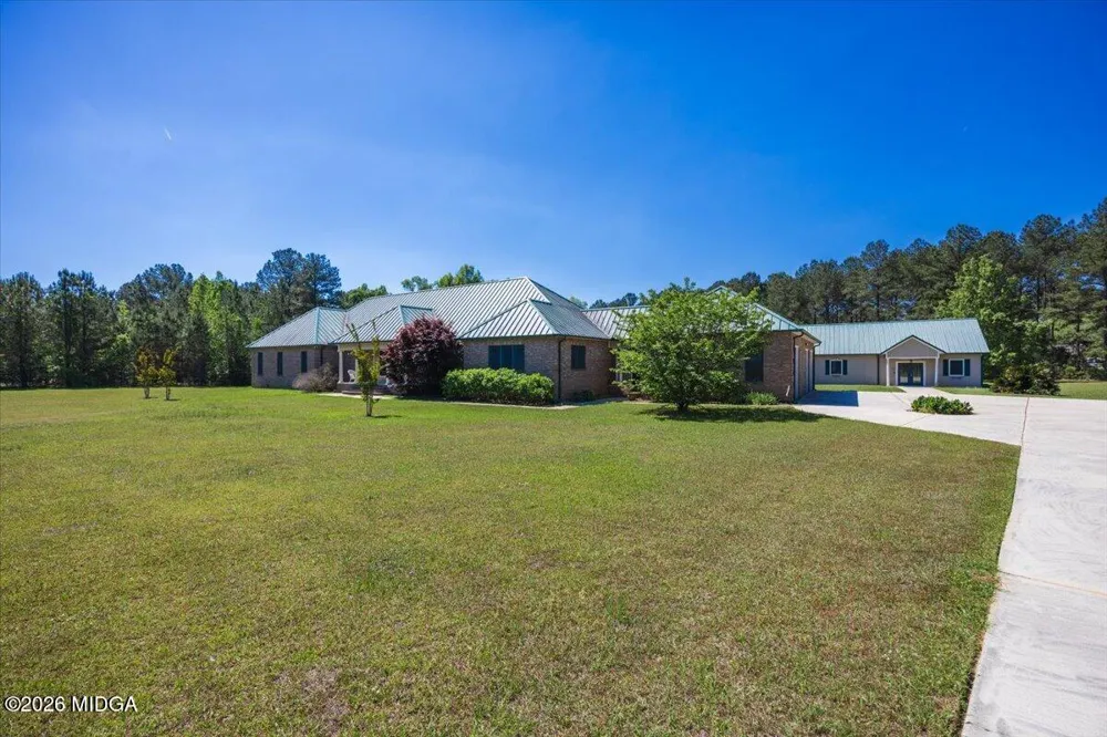 2415 Elko Road Elko, GA 31025