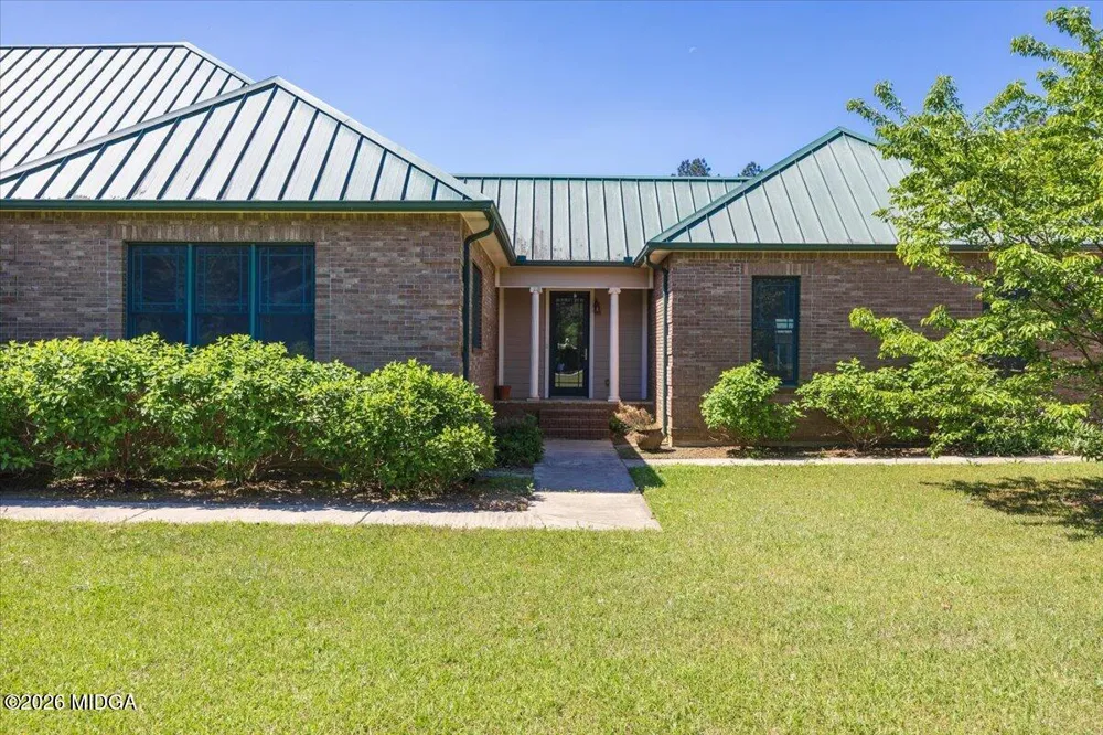 2415 Elko Road Elko, GA 31025