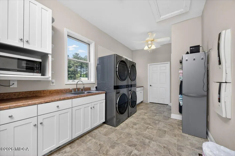2415 Elko Road Elko, GA 31025