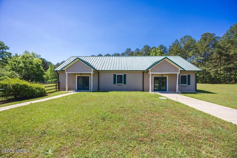 2415 Elko Road Elko, GA 31025