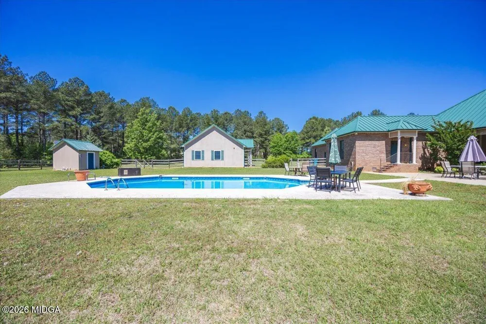 2415 Elko Road Elko, GA 31025