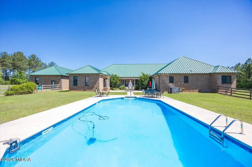 2415 Elko Road Elko, GA 31025