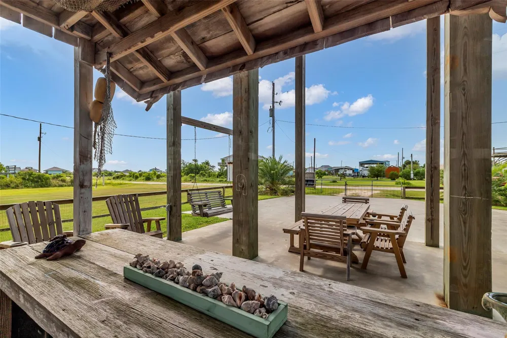 145 Jewel Drive Port Bolivar, TX 77650