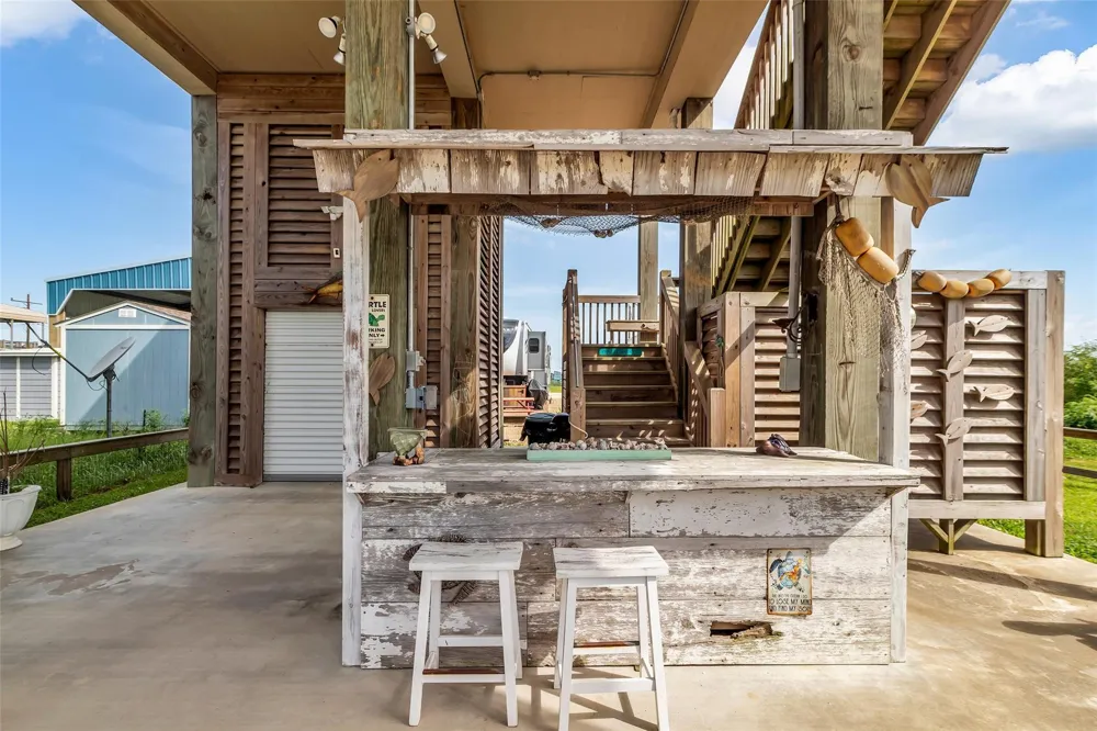 145 Jewel Drive Port Bolivar, TX 77650