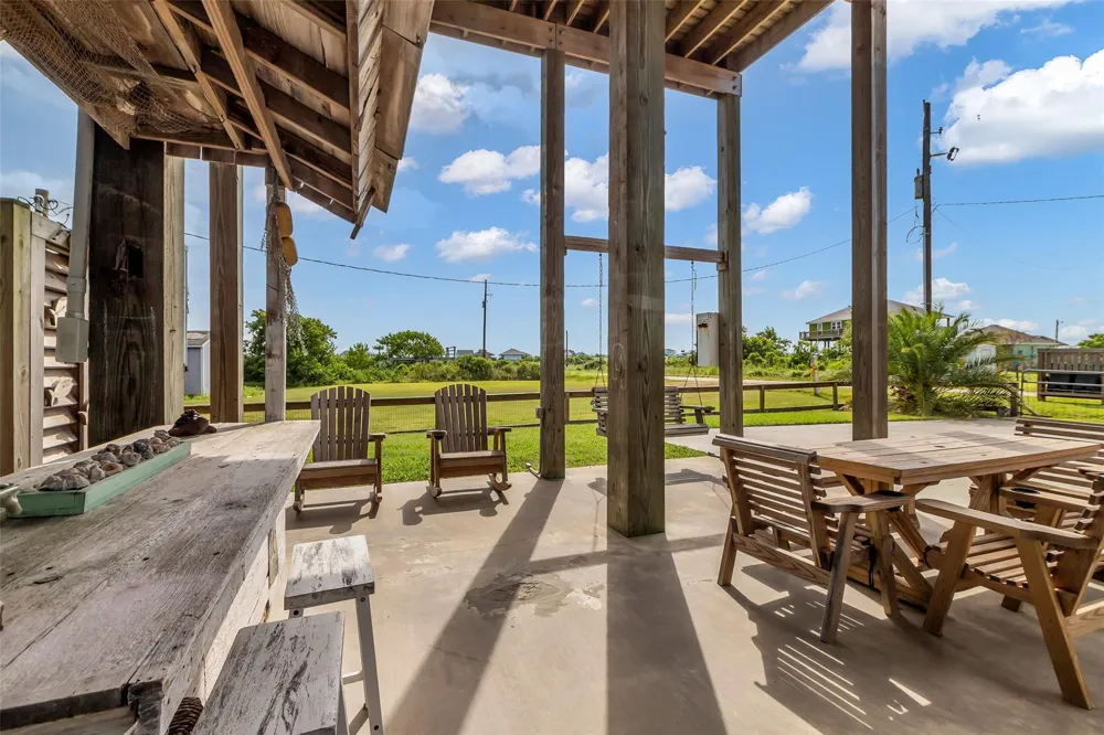 145 Jewel Drive Port Bolivar, TX 77650