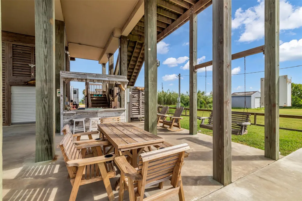 145 Jewel Drive Port Bolivar, TX 77650