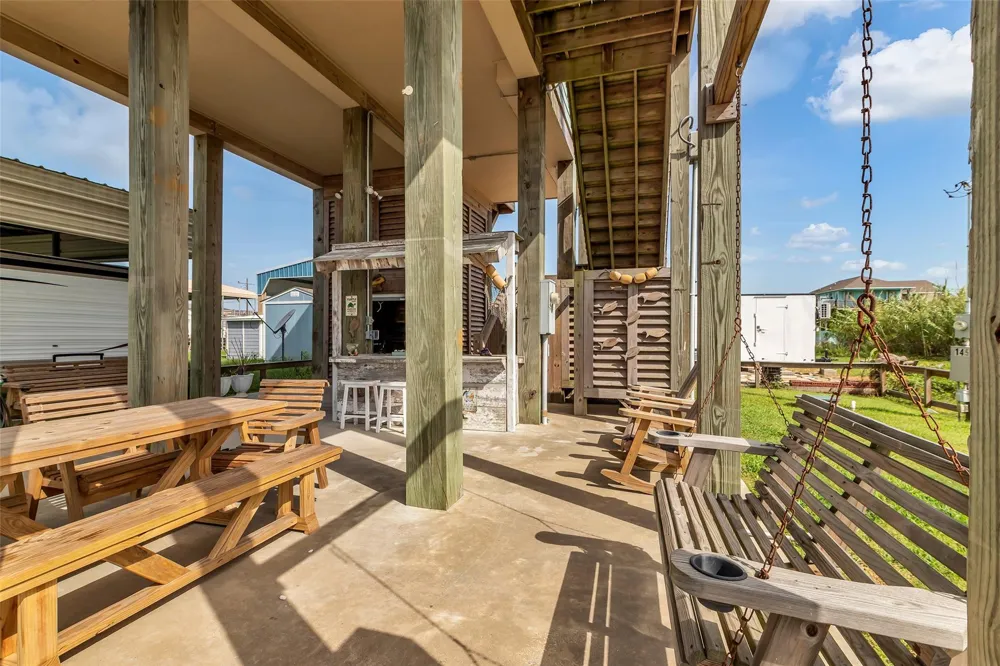 145 Jewel Drive Port Bolivar, TX 77650
