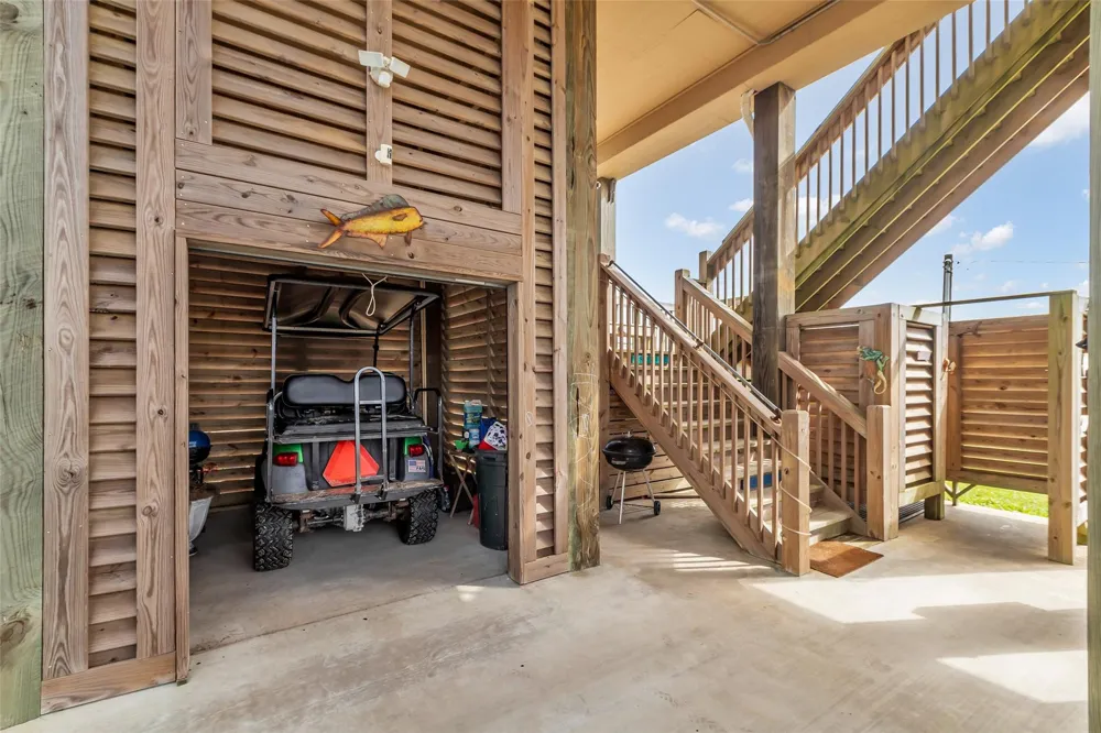 145 Jewel Drive Port Bolivar, TX 77650