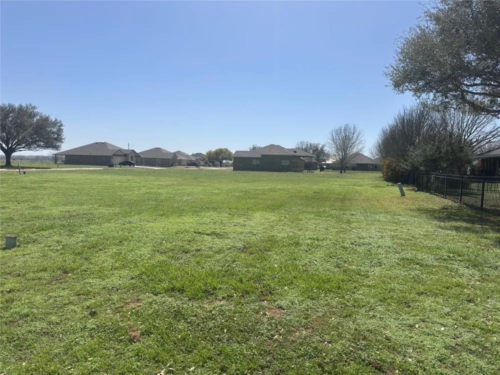 102 Bobolink Drive Bastrop, TX 78602