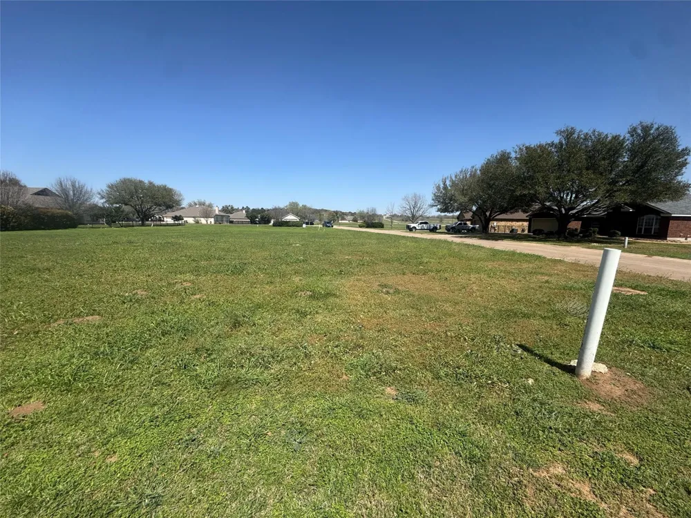 102 Bobolink Drive Bastrop, TX 78602