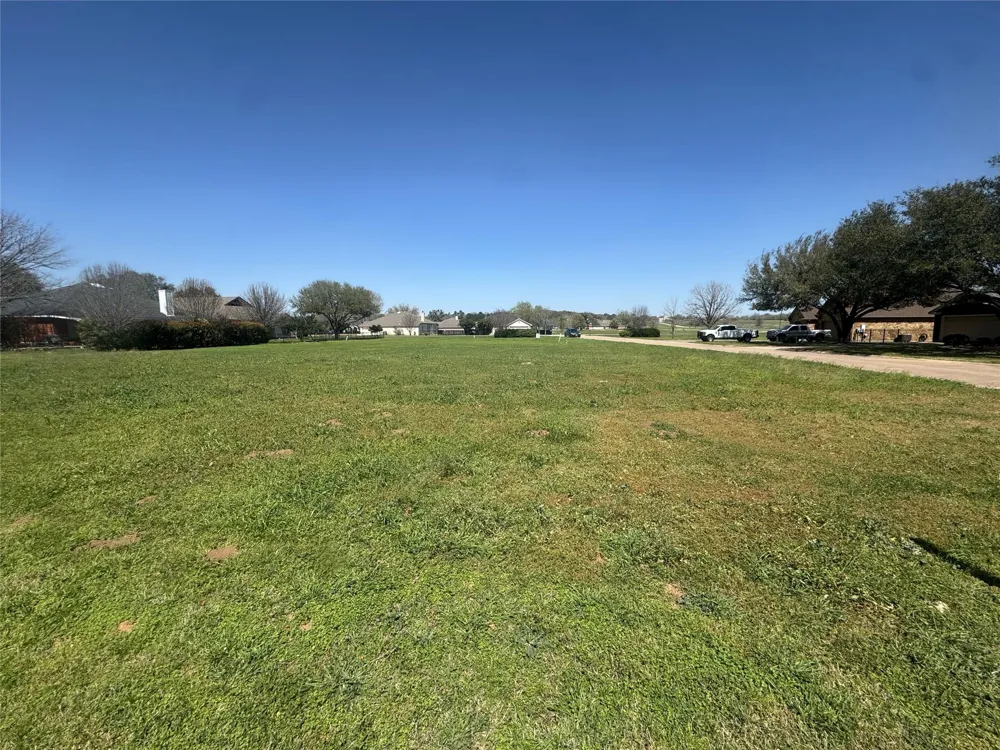 102 Bobolink Drive Bastrop, TX 78602