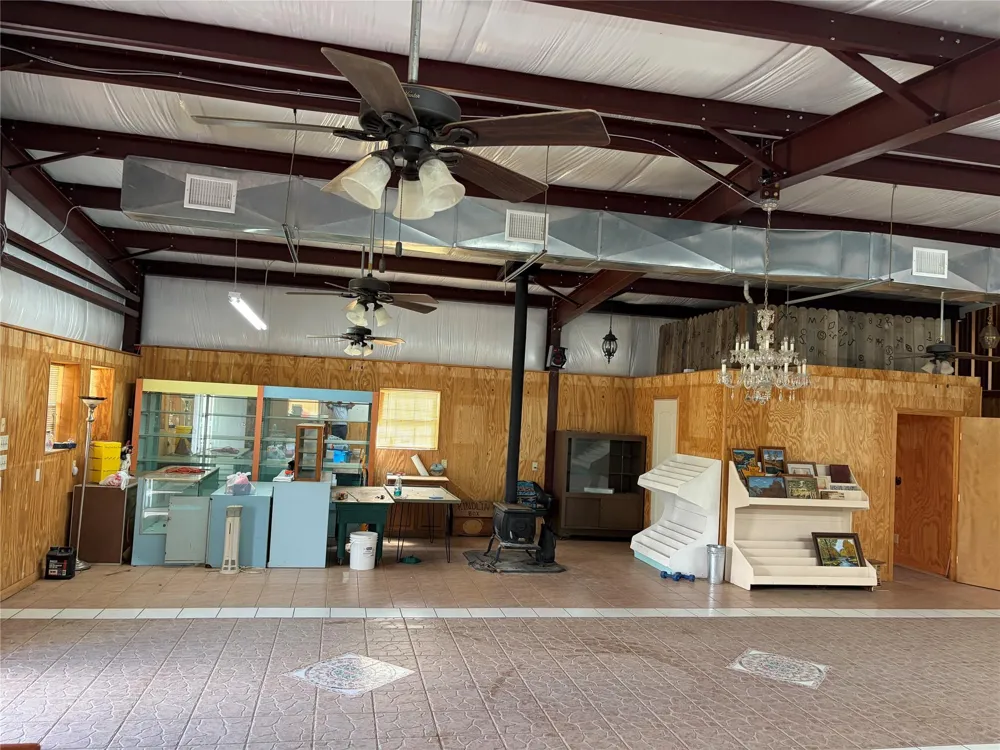 1060 Ranch Road 3404 Kingsland, TX 78639