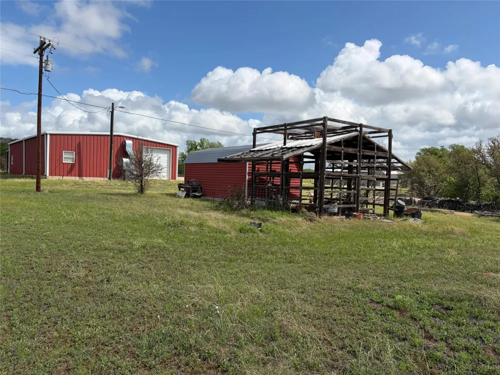 1060 Ranch Road 3404 Kingsland, TX 78639