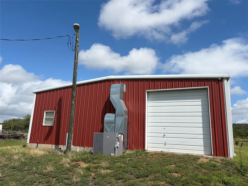 1060 Ranch Road 3404 Kingsland, TX 78639
