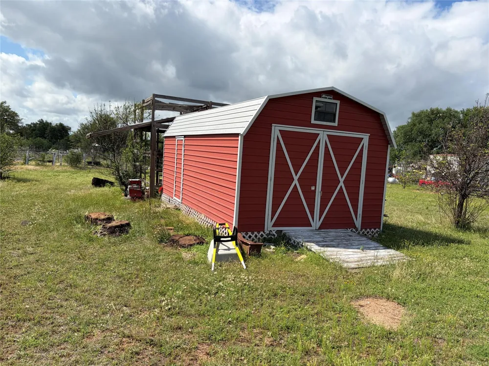 1060 Ranch Road 3404 Kingsland, TX 78639