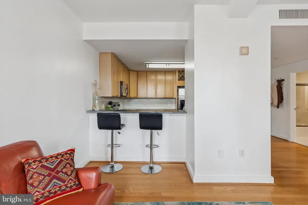 111 S 15TH STREET #2106 Philadelphia, PA 19102