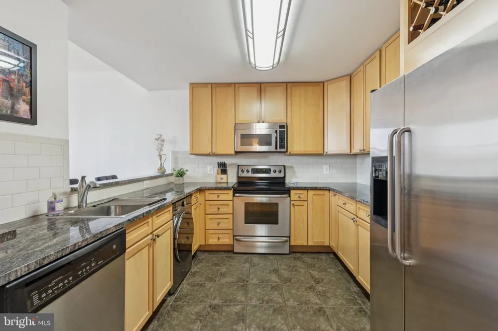 111 S 15TH STREET #2106 Philadelphia, PA 19102