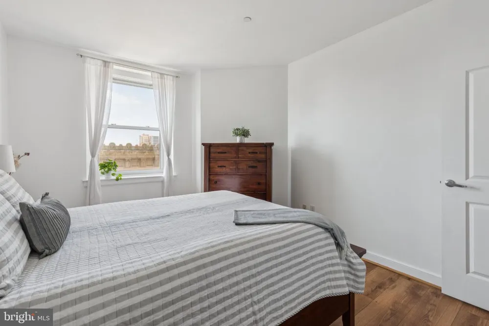 111 S 15TH STREET #2106 Philadelphia, PA 19102