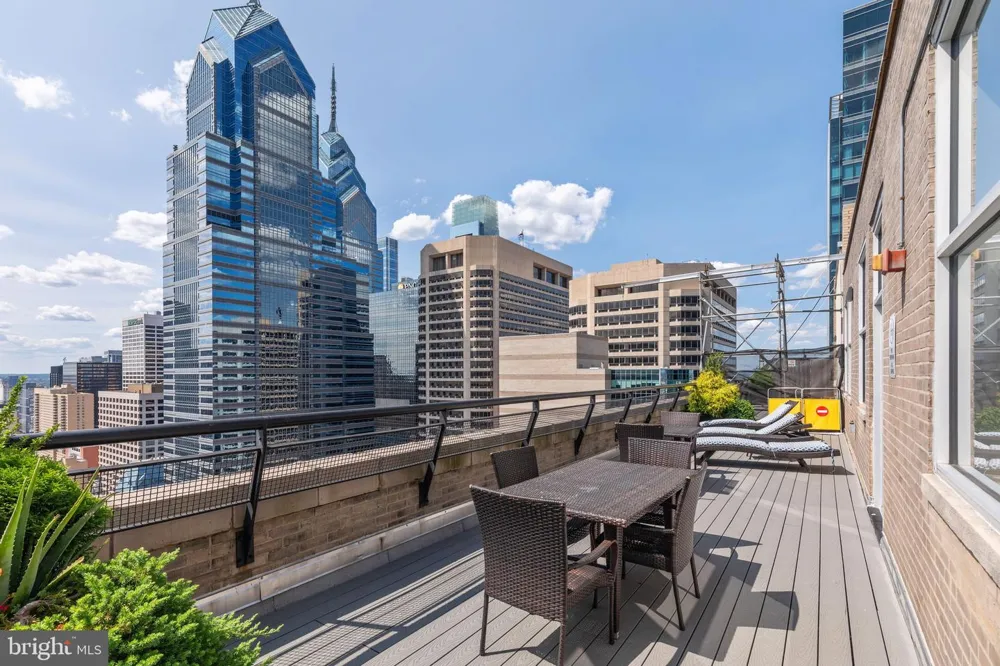 111 S 15TH STREET #2106 Philadelphia, PA 19102