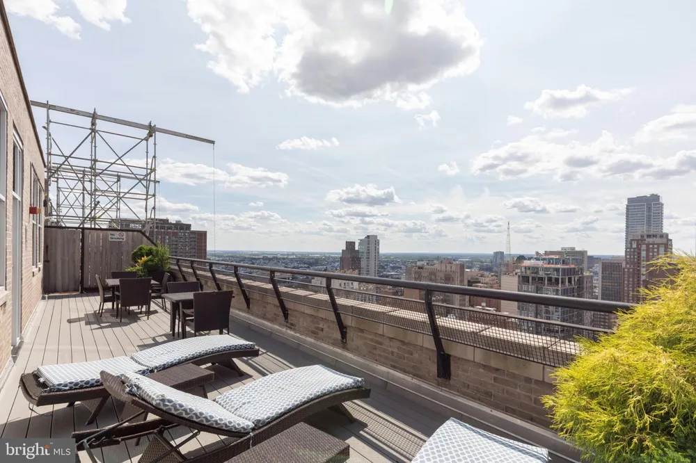 111 S 15TH STREET #2106 Philadelphia, PA 19102