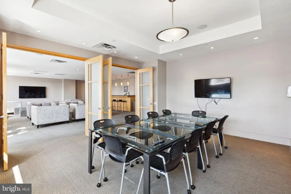 111 S 15TH STREET #2106 Philadelphia, PA 19102