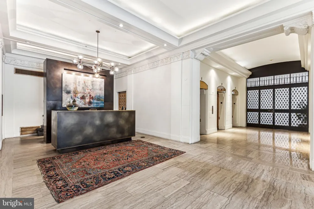 111 S 15TH STREET #2106 Philadelphia, PA 19102