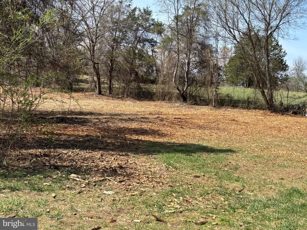 2502 HOLLY SPRINGS DRIVE Amissville, VA 20106