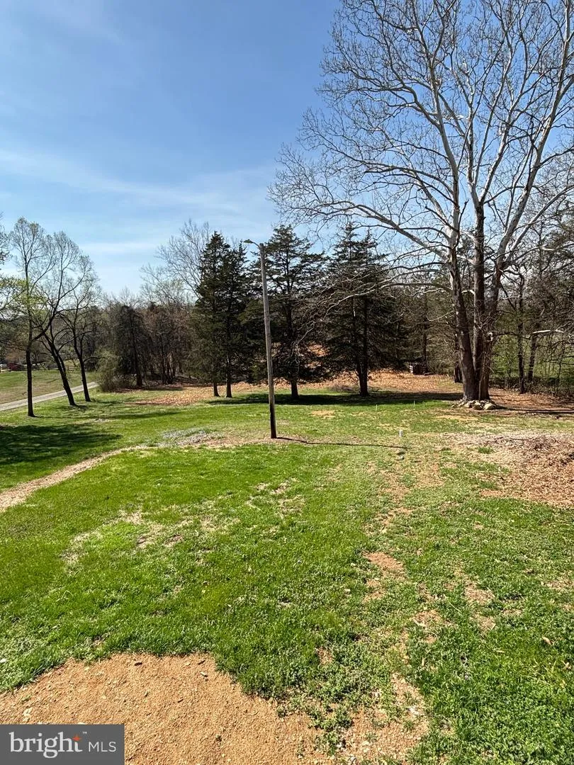 2502 HOLLY SPRINGS DRIVE Amissville, VA 20106