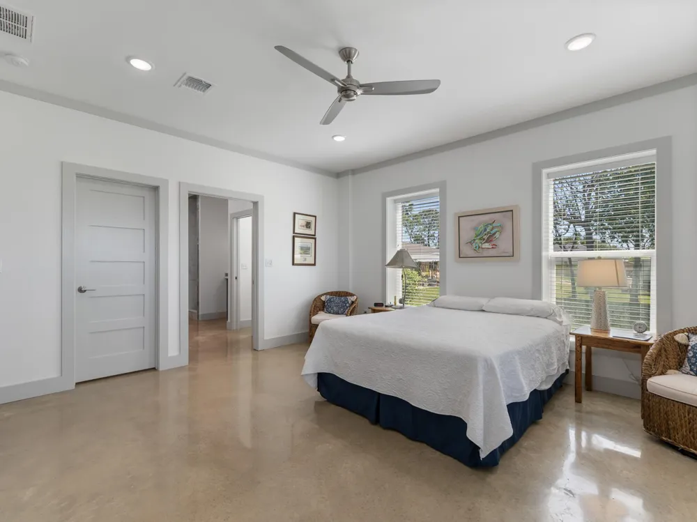 174 County Road 243 Bay City, TX 77414