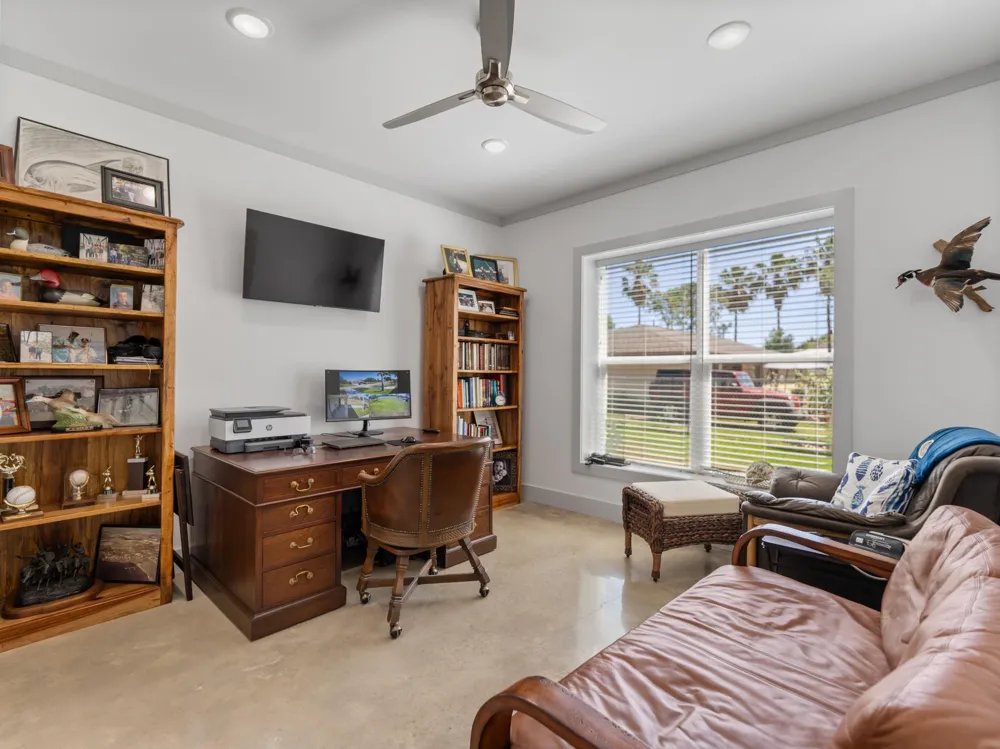 174 County Road 243 Bay City, TX 77414