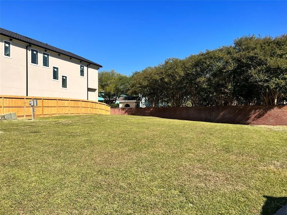 716 Harborside Way Kemah, TX 77565