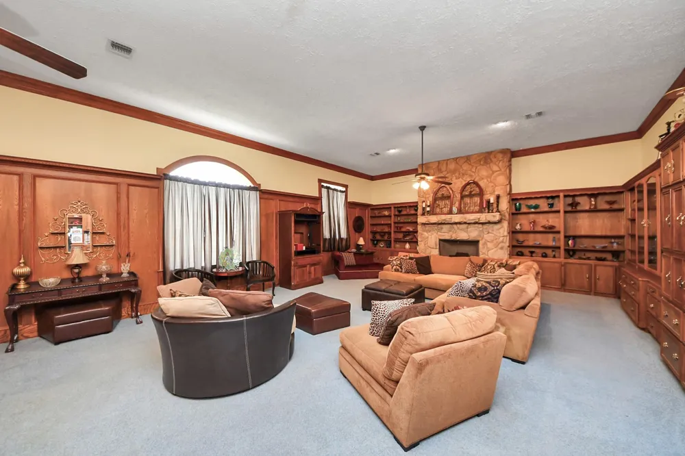 7018 Railroad Street Wallis, TX 77485