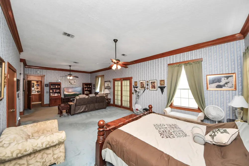 7018 Railroad Street Wallis, TX 77485