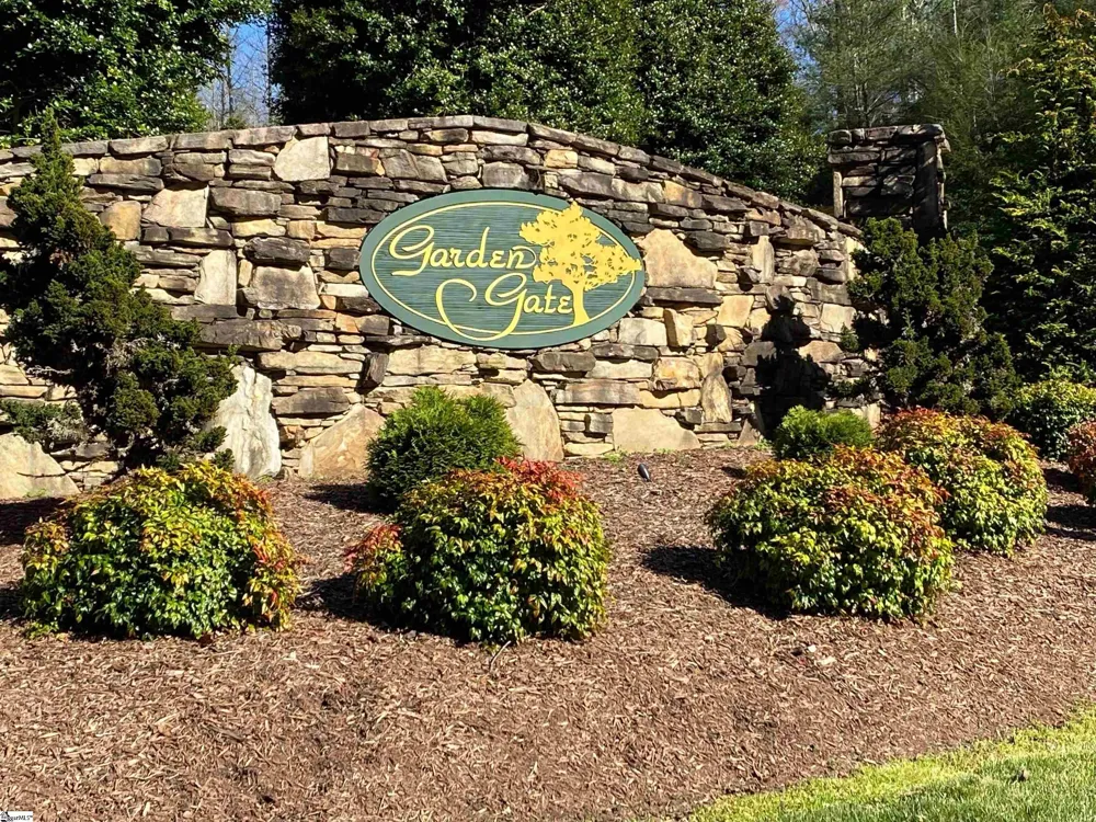 124 Garden Gate Trail Marietta, SC 29661