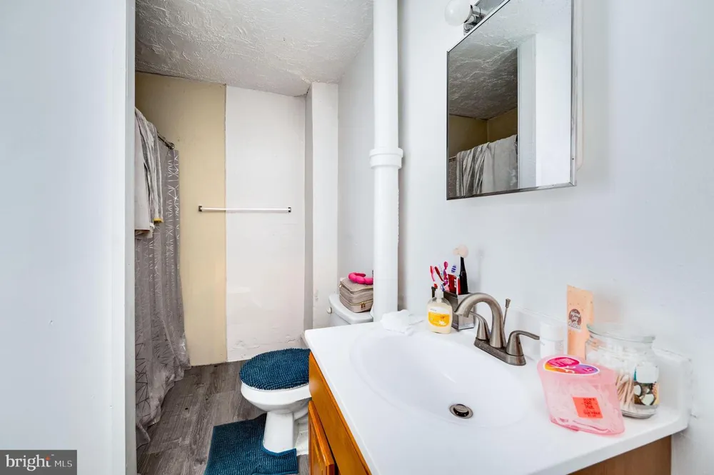 235 HUDSON STREET Reading, PA 19601