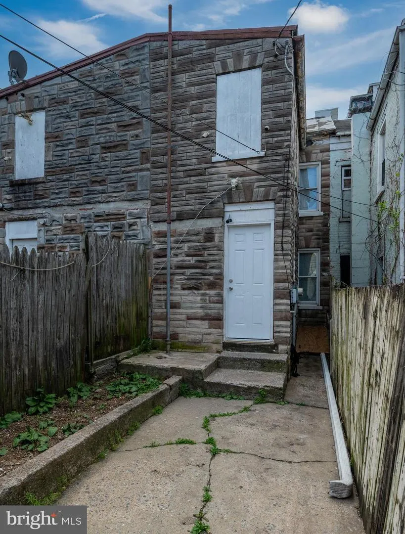 235 HUDSON STREET Reading, PA 19601