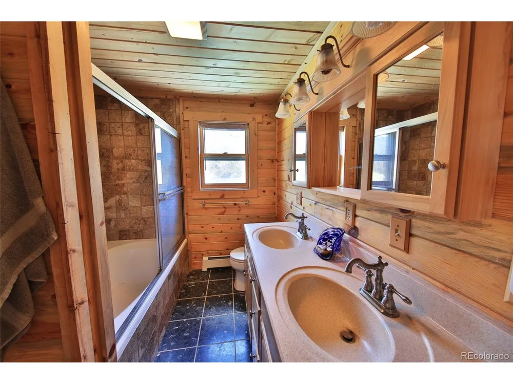 10822 60 3/4 ROAD Collbran, CO 81624