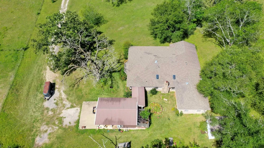 7000 Fm 3060 Midway, TX 75852