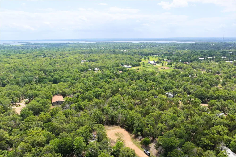 405 Possum Run Somerville, TX 77879