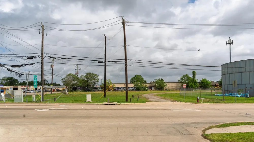 Shaver Road Pasadena, TX 77502
