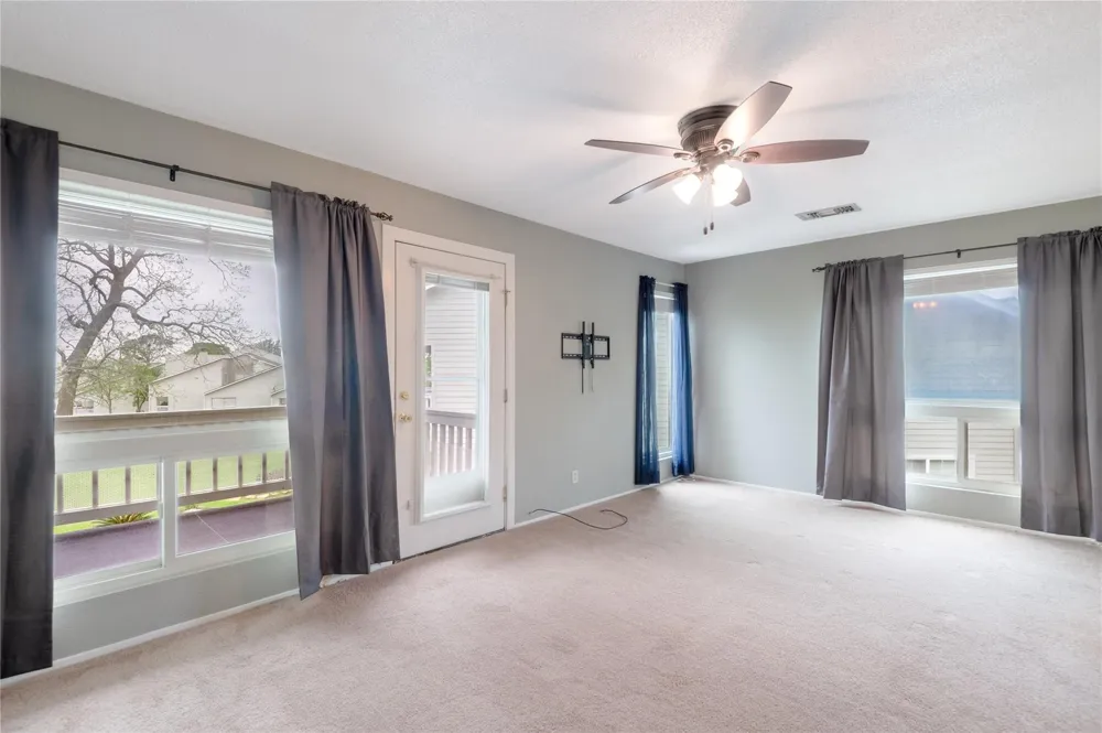 400 Echo Lane #27 Livingston, TX 77351