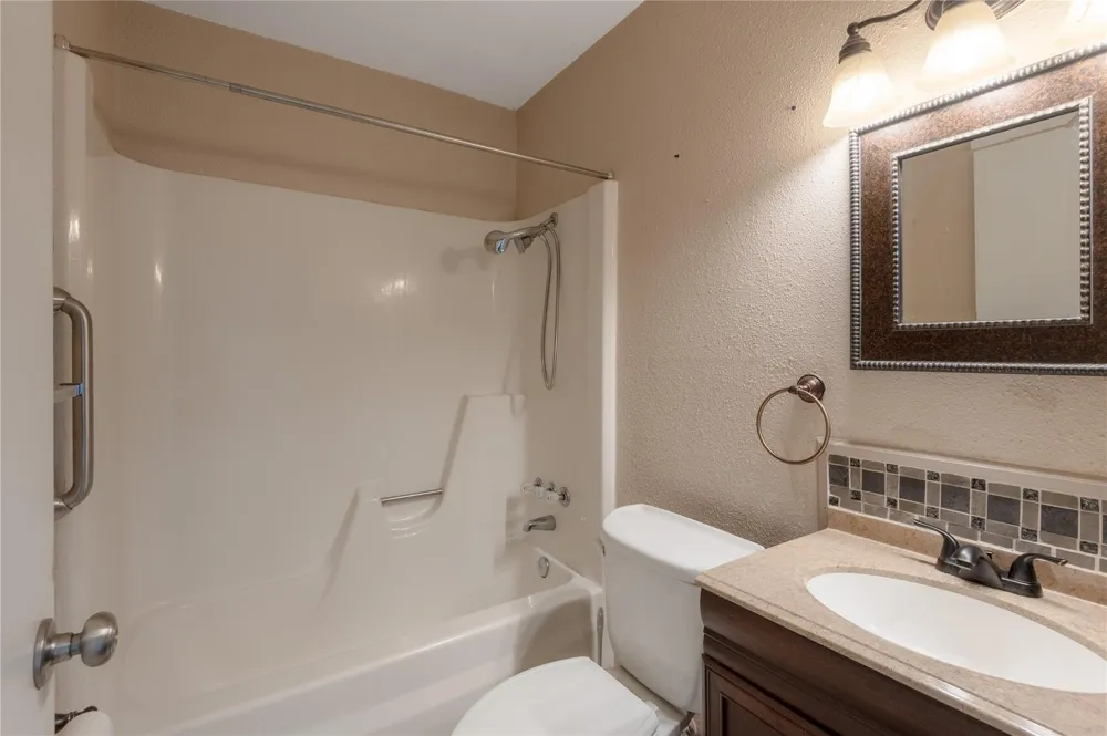 400 Echo Lane #27 Livingston, TX 77351
